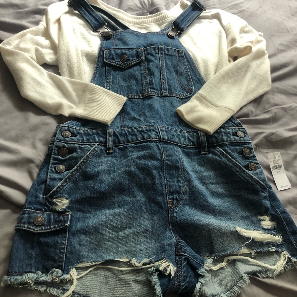 AE Tomgirl Shortall Overalls NEW!! With tags!!